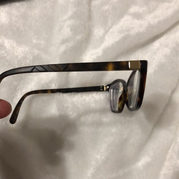 Women’s Burberry Eyeglasses with case and wiping cloth - Picture 4 of 7